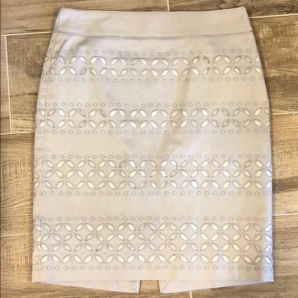 White House Black Market Skirt - Picture 1 of 2